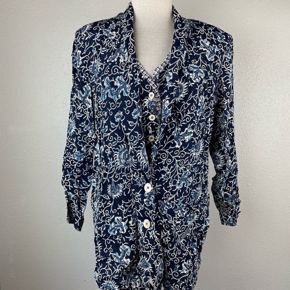 Karen Kane Two-Piece Blue and White Floral Outfit EUC